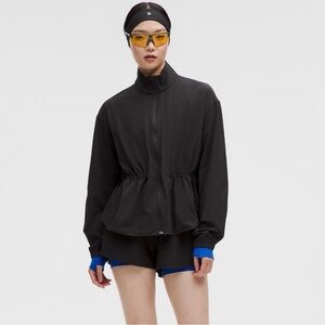 Lululemon Black Women's Cinch-Waist UV Running Athletic Jacket Medium Zip-Up